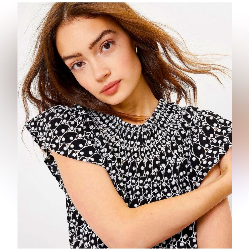 Sz XL NWT Loft Black and White Embroidered Eyelet Smocked Top